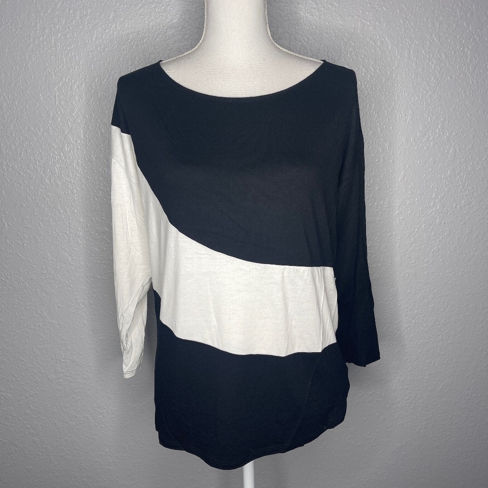 Black‎ & White Top Medium
